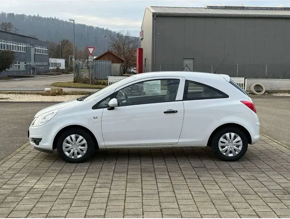 Gebraucht Opel Corsa Edition 60 PS (44 kW) 2009 Weiß Kleinwagen