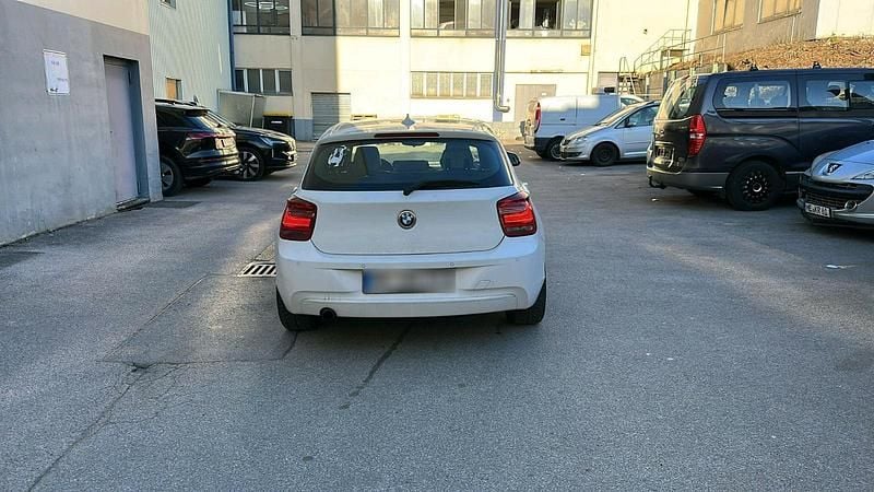 Gebraucht BMW 116 136 PS (100 kW) 2012 Weiß Kleinwagen