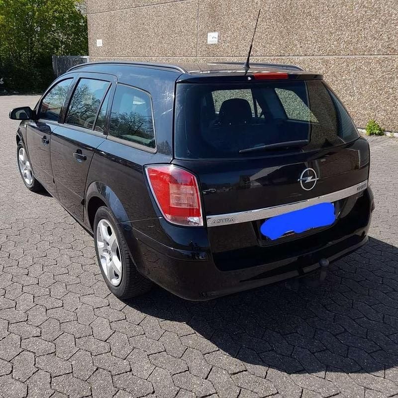 Gebraucht 2007 Opel Astra Cosmo Limousine | 2.600 € (Fairer Preis) - Bild 1/4