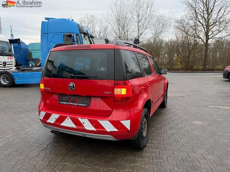 Gebraucht Skoda Yeti 110 PS (80 kW) 2015 Rot SUV