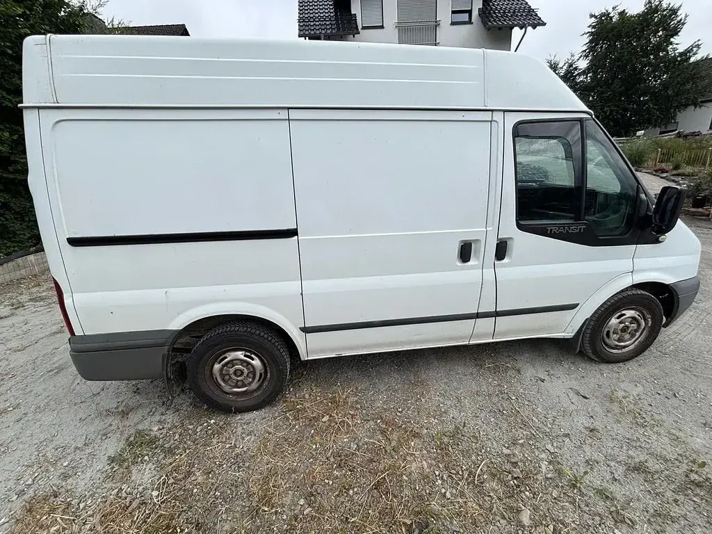 Gebraucht Ford Tourneo Trend 101 PS (74 kW) 2012 Weiß Van / Kleinbus
