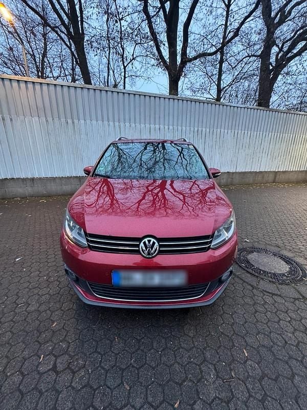 Gebraucht VW Touran Cross 105 PS (77 kW) 2011 Rot Van / Kleinbus