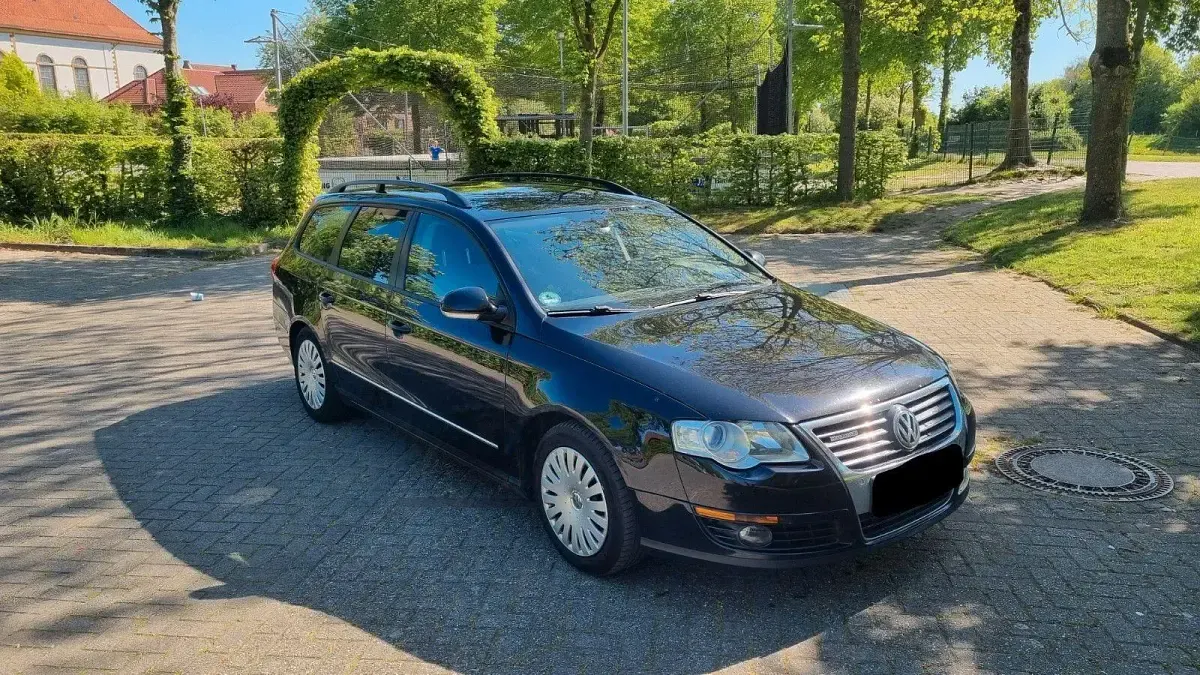 Gebraucht VW Passat 105 PS (77 kW) 2008 Schwarz Kombi