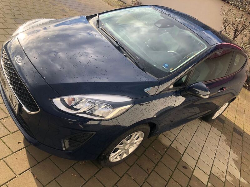 Gebraucht Ford Fiesta Trend 101 PS (74 kW) 2018 Blau Kleinwagen
