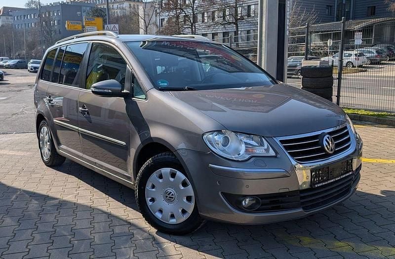 Gebraucht VW Touran Highline 140 PS (102 kW) 2009 Grau Van / Kleinbus