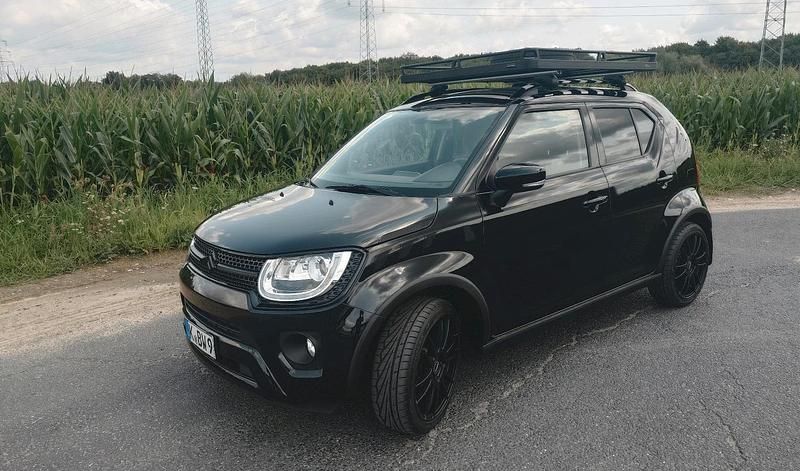 Schwarz Gebraucht 2020 Suzuki Ignis Comfort+ Kleinwagen | 16.800 € (Teuer) - Bild 1/4