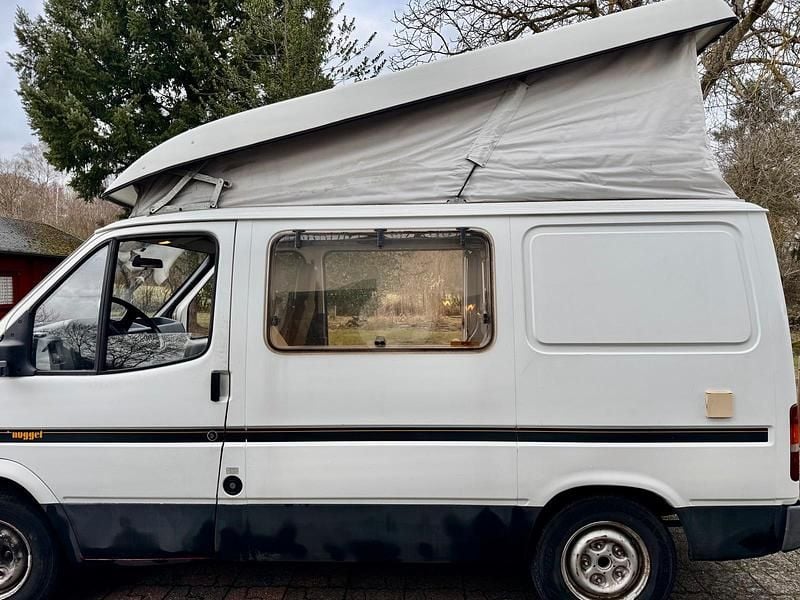 Używany Ford Transit Nugget 91 KM (66 kW) 1989 Biały Minivan