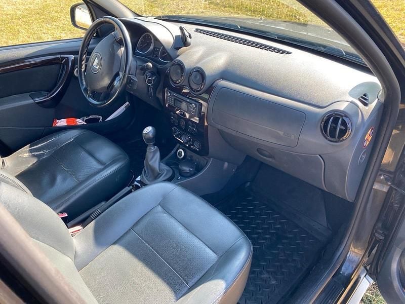 Gebraucht Dacia Duster 110 PS (80 kW) 2013 Schwarz SUV