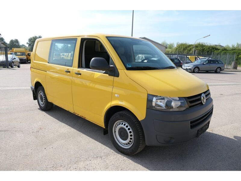 Gebraucht VW T5 84 PS (61 kW) 2011 Ginstergelb r1032 Van