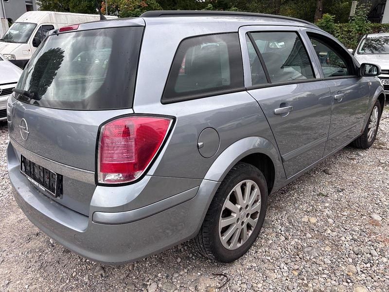 Silber Gebraucht 2006 Opel Astra Edition Kombi | 750 € (Superpreis) - Bild 1/4