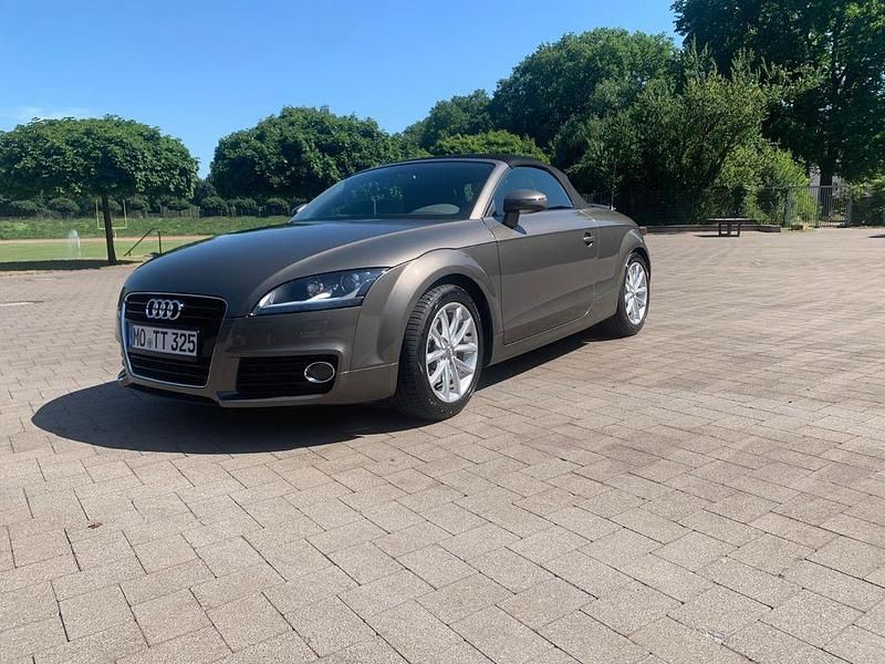 Braun Gebraucht 2013 Audi TT Roadster Sport Cabrio | 18.500 € (Fairer Preis) - Bild 1/4