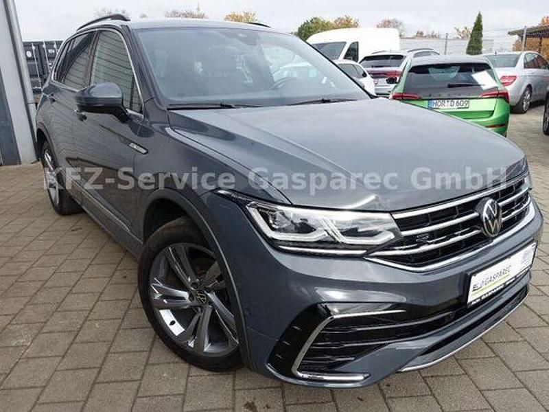 Gebraucht VW Tiguan R-line 150 PS (110 kW) 2023 Grau SUV