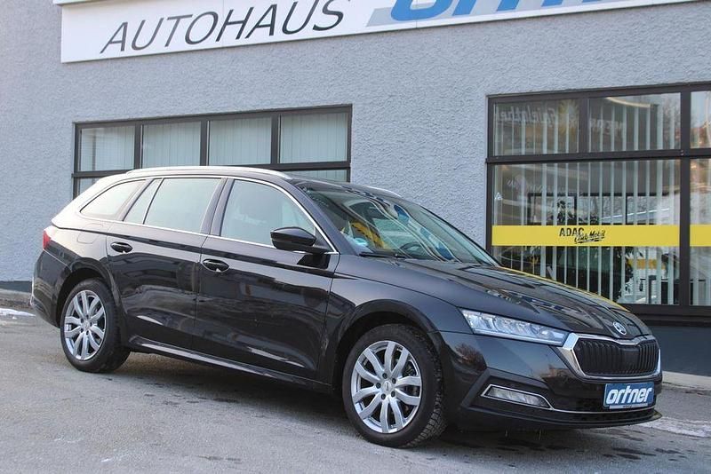 Schwarz Gebraucht 2021 Skoda Octavia Style Kombi | 14.990 € (Fairer Preis) - Bild 1/4