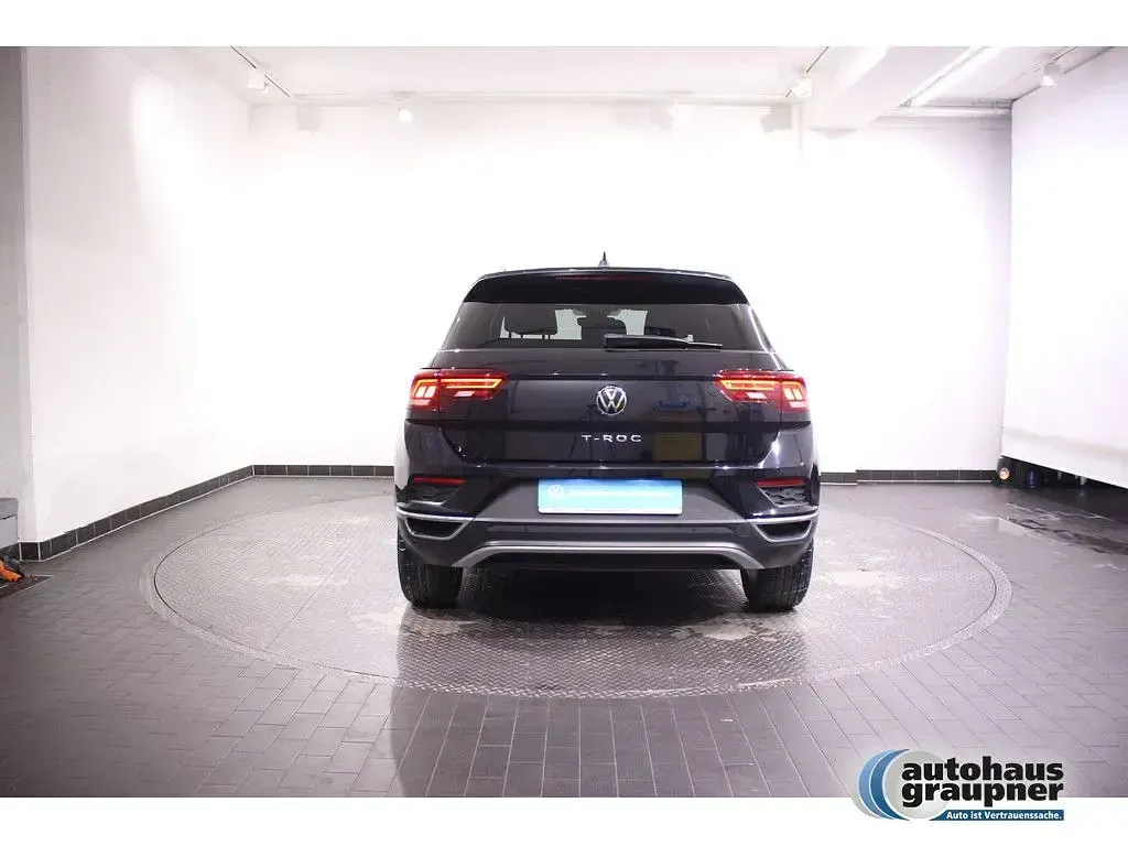 Gebraucht VW T-Roc Sport 150 PS (110 kW) 2022 Schwarz / deep black SUV