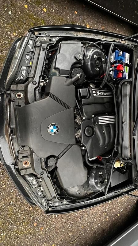 Gebraucht BMW 320 170 PS (125 kW) 2007 Grün Limousine