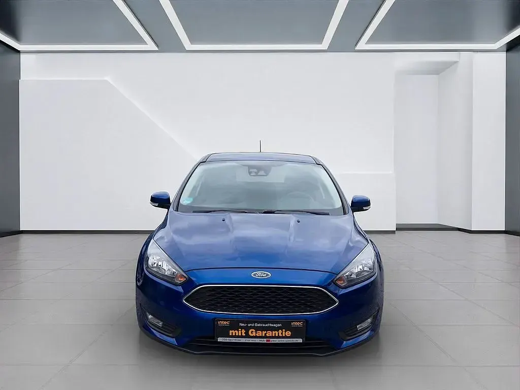 Używany Ford Focus Cool & Connect 150 KM (110 kW) 2018 Niebieski Sedan/Limuzyna