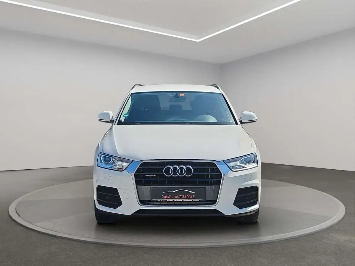 Second-hand Audi Q3 Basis 179 CP (131 kW) 2018 Alb SUV