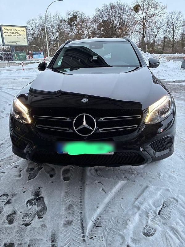Gebraucht Mercedes GLC220 AMG line 170 PS (125 kW) 2016 Schwarz SUV