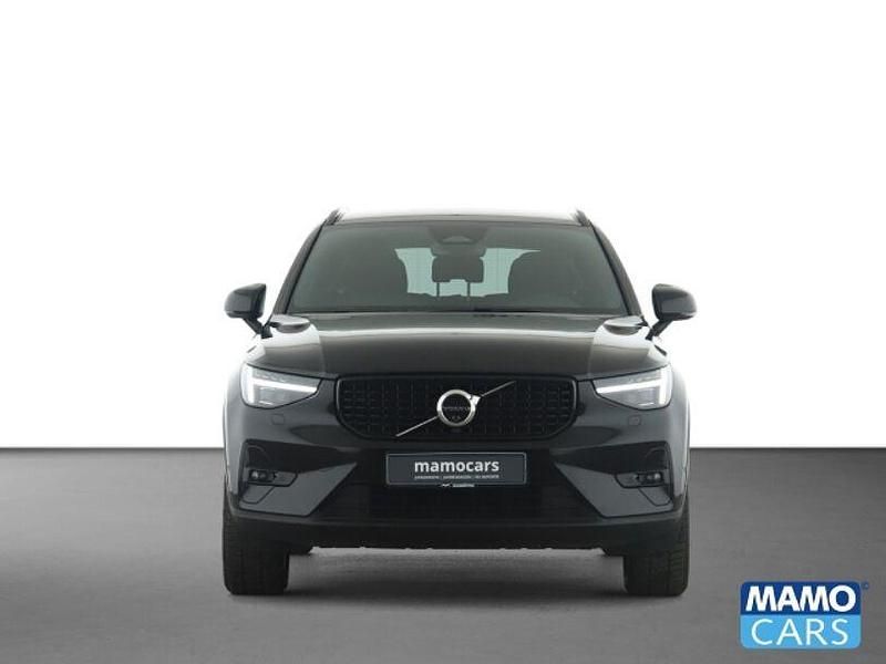 Gebraucht Volvo XC40 Plus 163 PS (119 kW) 2025 Schwarz SUV