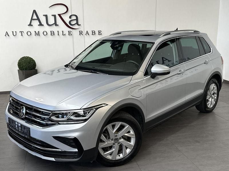 Reflexsilber Gebraucht 2022 VW Tiguan Elegance SUV | 28.749 € (Fairer Preis) - Bild 1/4