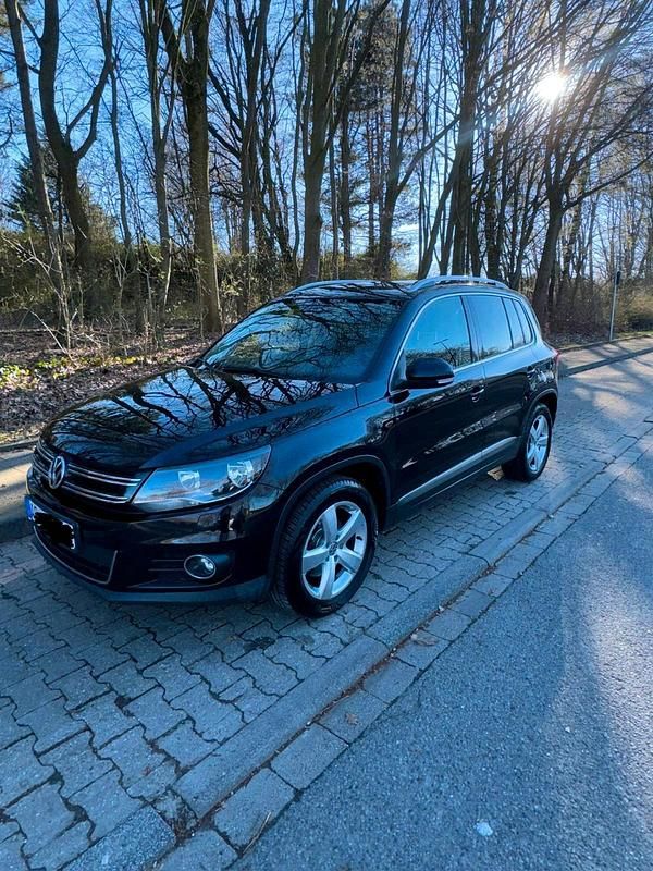 Gebraucht VW Tiguan 140 PS (102 kW) 2014 Schwarz SUV