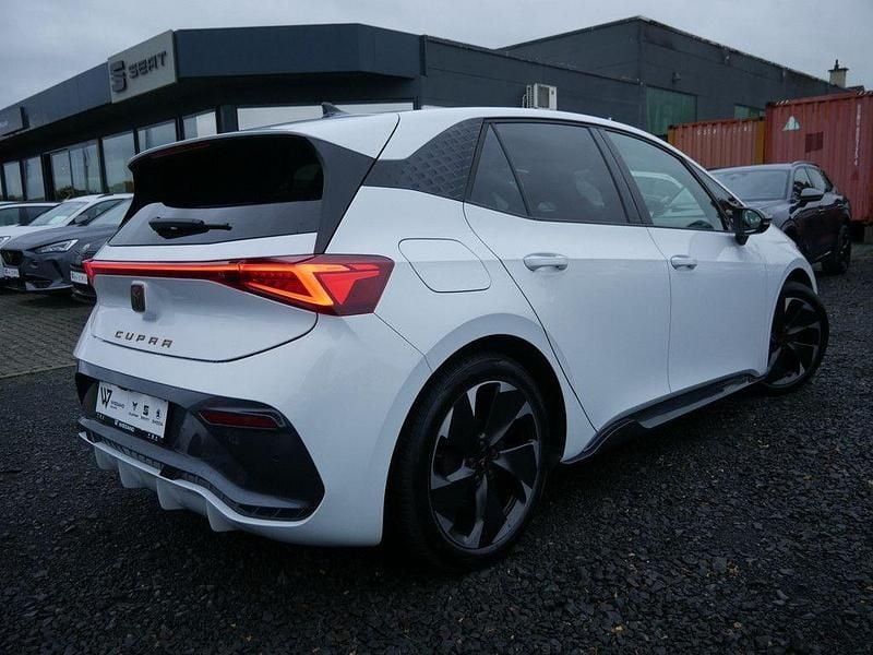 Gebraucht Cupra Born 169 kW (231 PS) 2025 Weiß Kleinwagen
