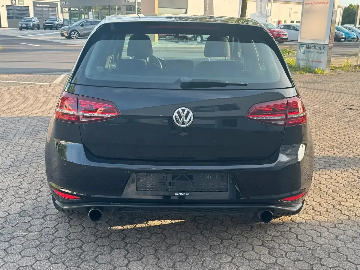 Gebraucht VW Golf VII GTI 220 PS (161 kW) 2013 Schwarz Limousine