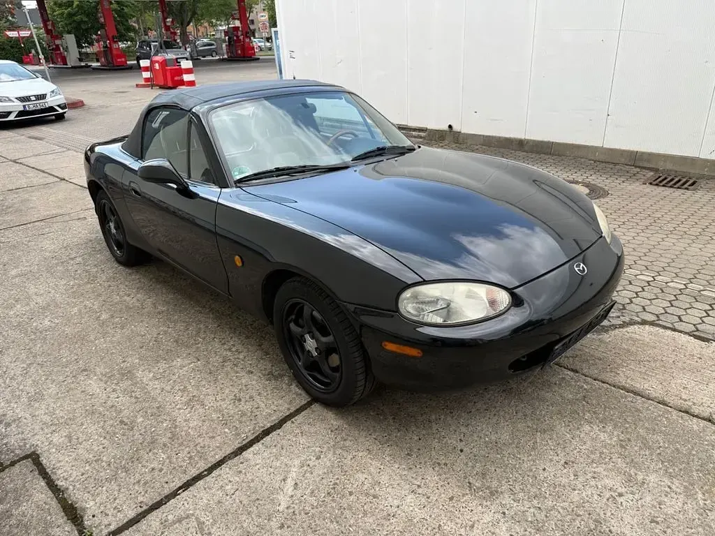 Gebraucht Mazda MX5 110 PS (80 kW) 1999 Schwarz Cabrio