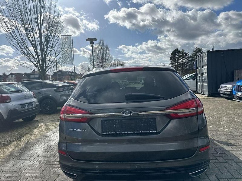 Gebraucht Ford Mondeo Titanium 190 PS (139 kW) 2019 Grau Kombi