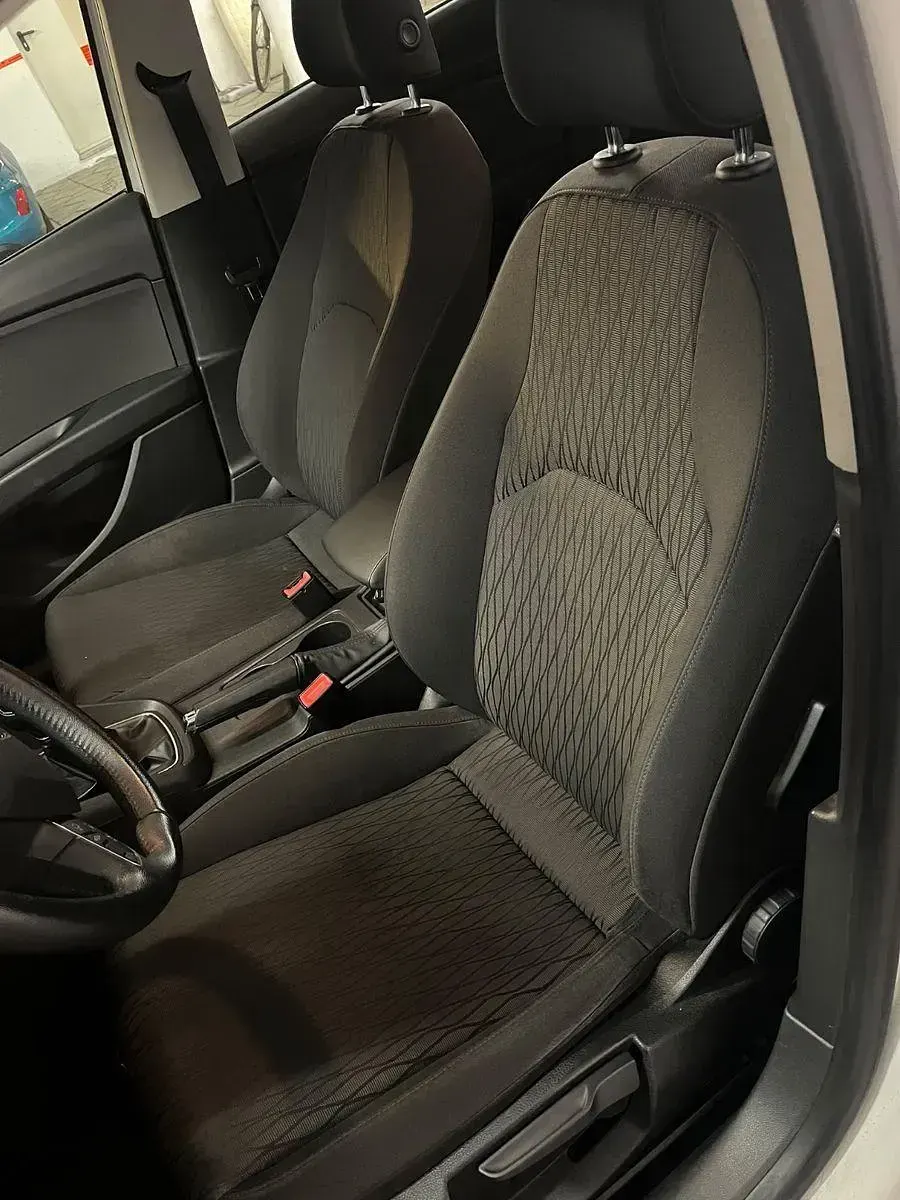 Second-hand Seat Leon Style 105 CP (77 kW) 2014 Alb Berlinǎ