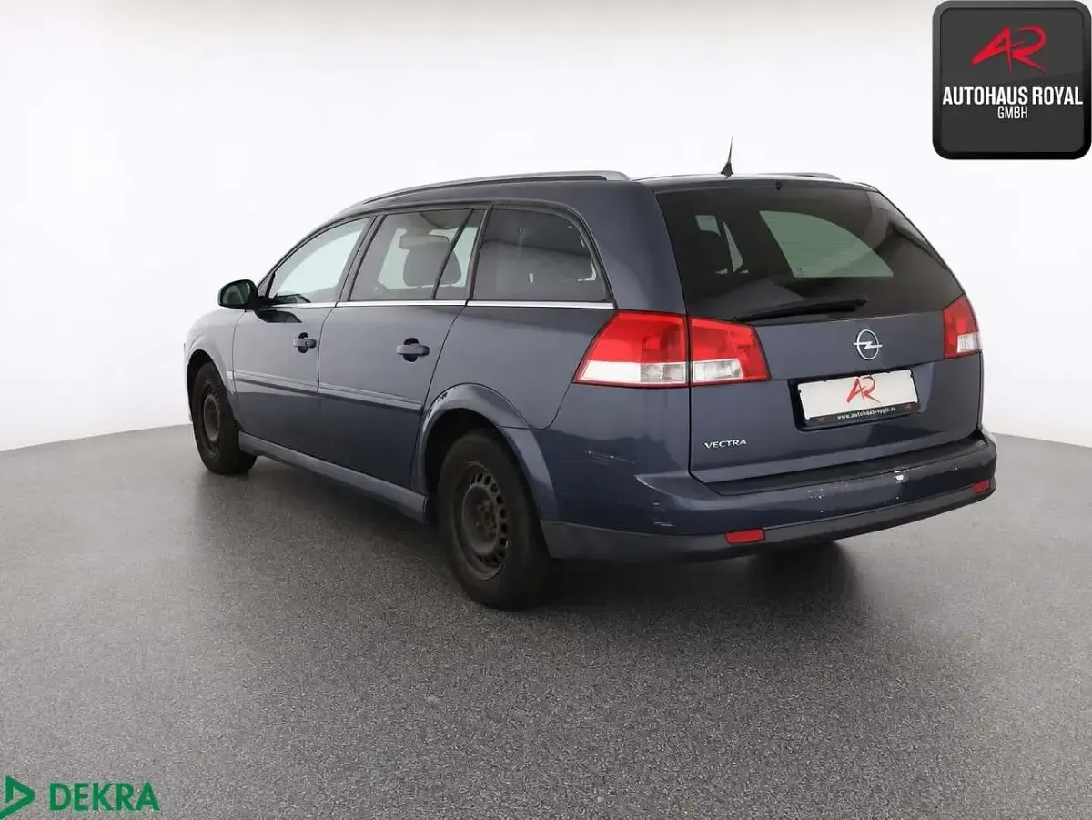 Gebraucht Opel Vectra 140 PS (102 kW) 2008 Blau Kombi