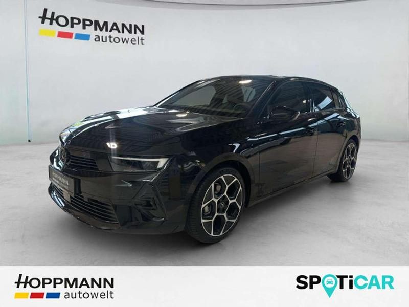 Schwarz Neu 2025 Opel Astra Limousine | 30.990 € (Teuer) - Bild 1/3