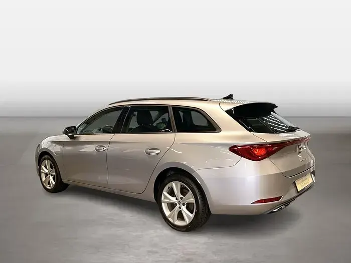 Gebraucht Seat Leon FR 204 PS (150 kW) 2023 Urban silber Kombi
