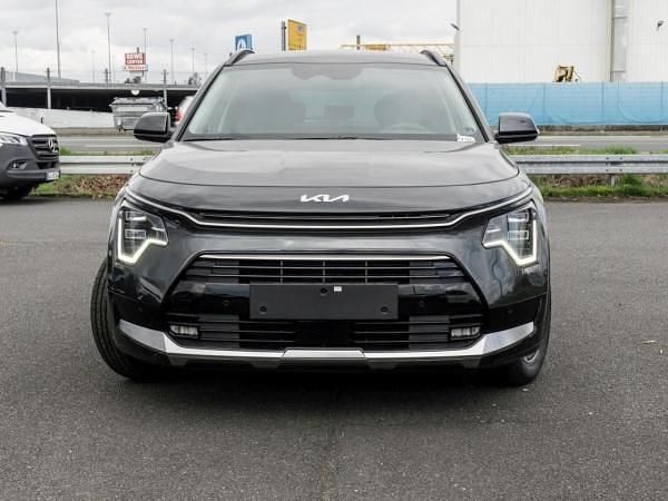 Neu Kia Niro Vision 129 PS (94 kW) 2025 Grau (interstellargrau) SUV