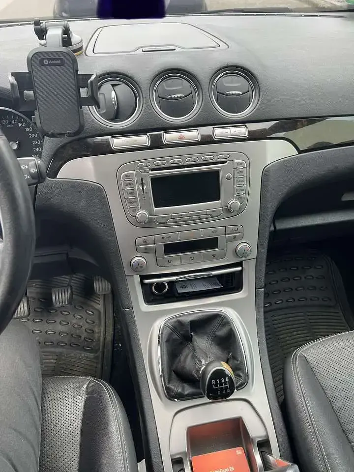 Gebraucht Ford Galaxy Ghia 116 PS (85 kW) 2010 Van / Kleinbus