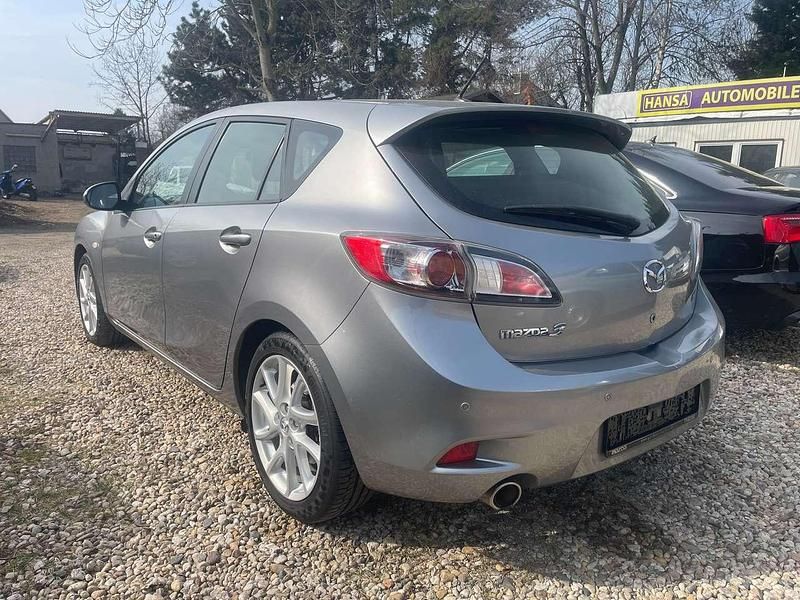 Gebraucht Mazda 3 Edition 150 PS (110 kW) 2012 Plutossilber Limousine