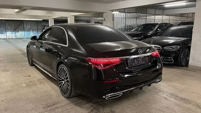 Gebraucht Mercedes S400 330 PS (242 kW) 2022 Schwarz Limousine