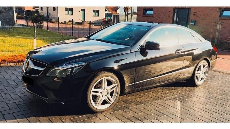 Gebraucht Mercedes E350 258 PS (189 kW) 2014 Schwarz Coupé