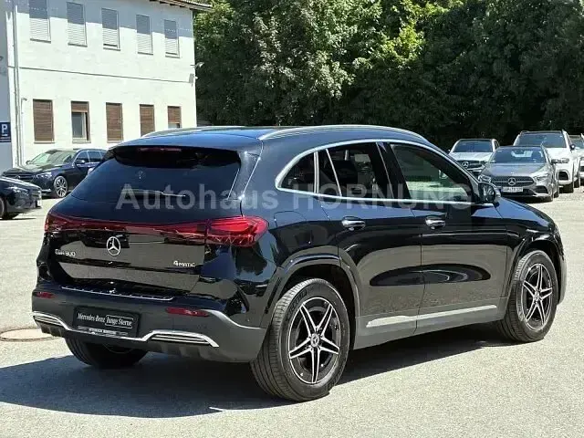 Gebraucht Mercedes EQA300 AMG 167 kW (228 PS) 2025 Schwarz SUV
