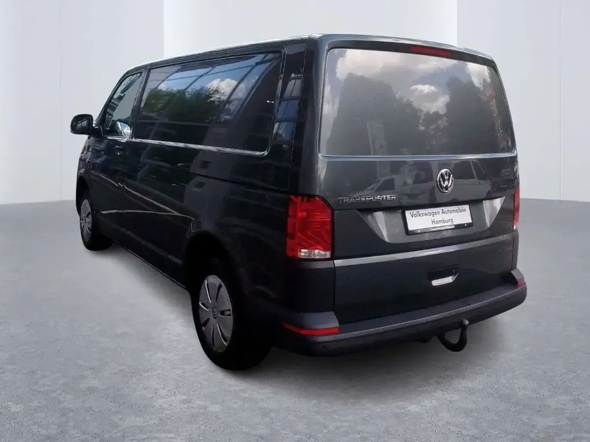 Usata VW Transporter 150 CV (110 kW) 2022 Grigio Furgone