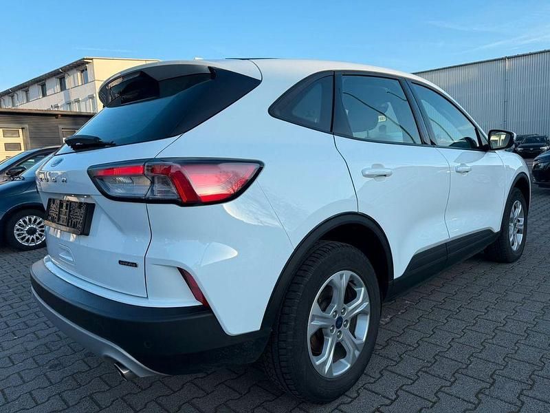 Gebraucht Ford Kuga 224 PS (164 kW) 2022 Weiß SUV