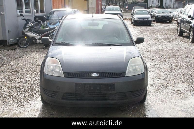 Gebraucht Ford Fiesta Ambiente 60 PS (44 kW) 2003 Grau Kleinwagen