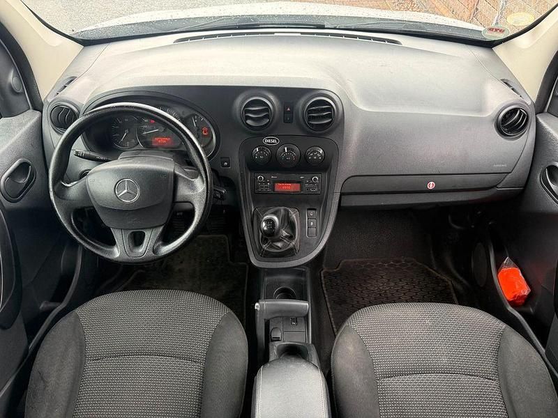 Gebraucht Mercedes Vito 90 PS (66 kW) 2014 Silber Van