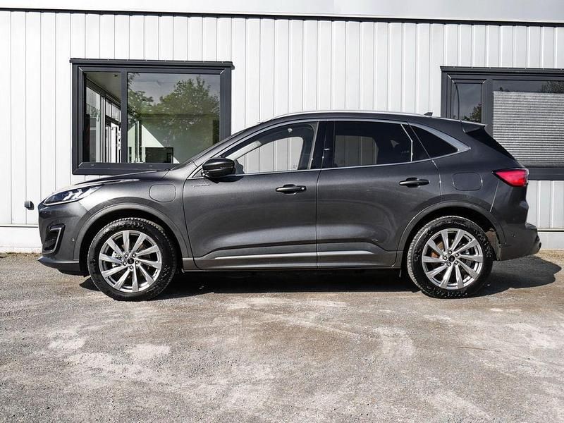 Gebraucht Ford Kuga Vignale 224 PS (164 kW) 2023 Magnetic (metallic) SUV