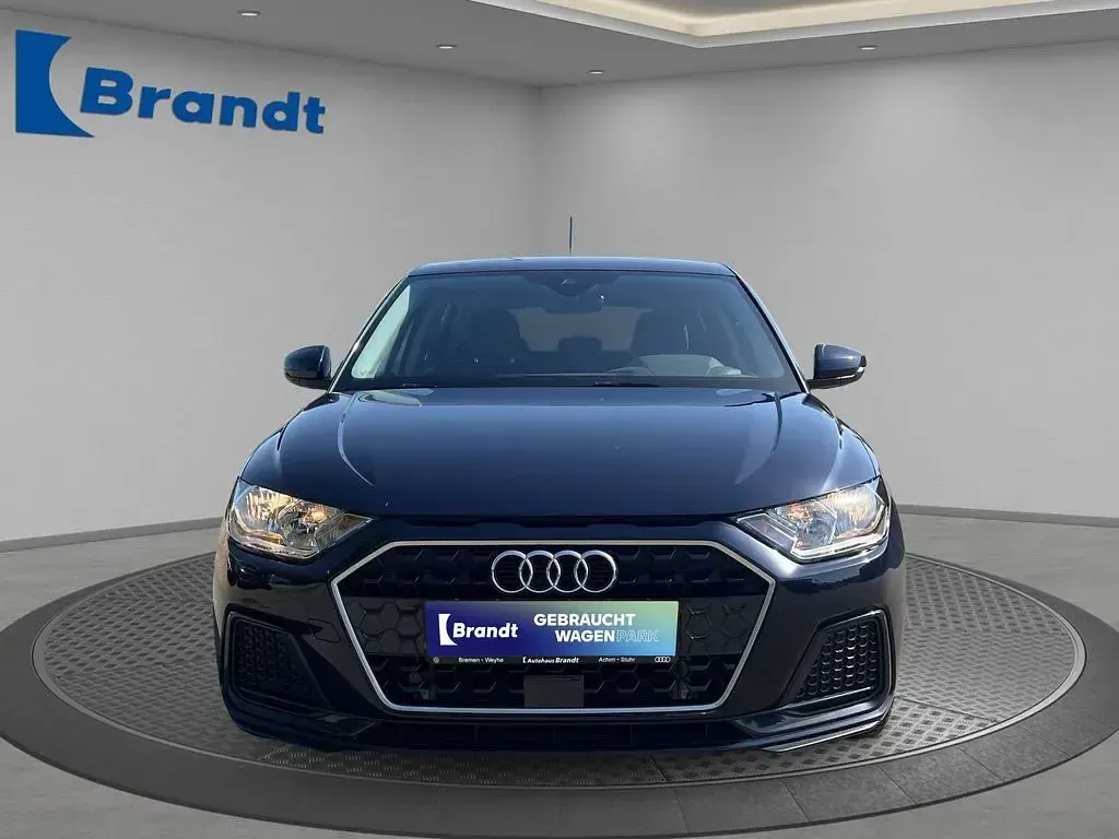 Gebraucht Audi A1 Sportback Advanced 150 PS (110 kW) 2020 Firmamentblau metallic (metallic) Kleinwagen