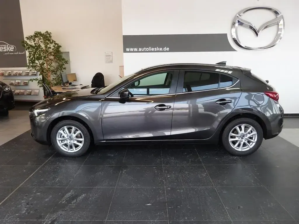 Gebraucht Mazda 3 Active 120 PS (88 kW) 2017 Matrixgrau metallic Limousine