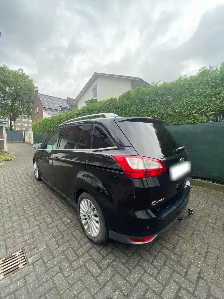 Gebraucht Ford Grand C-Max 140 PS (102 kW) 2011 Schwarz Van / Kleinbus