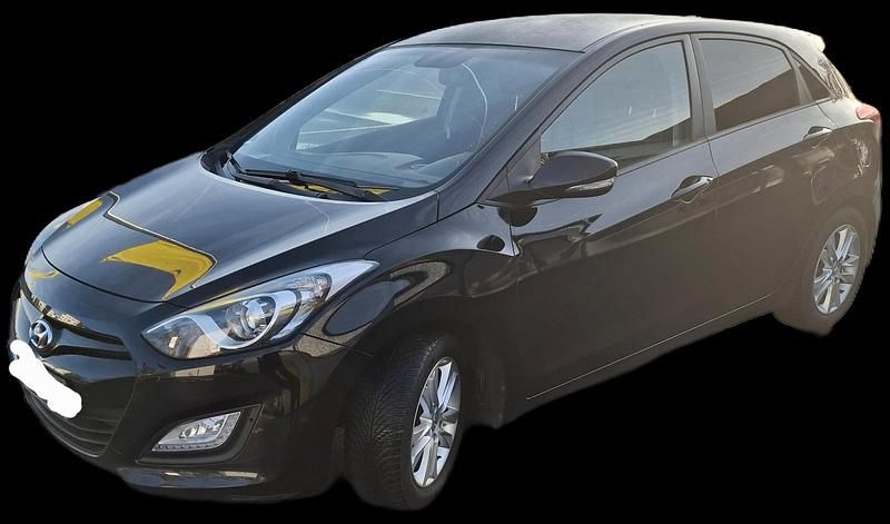 Gebraucht Hyundai i30 110 PS (80 kW) 2014 Schwarz Limousine