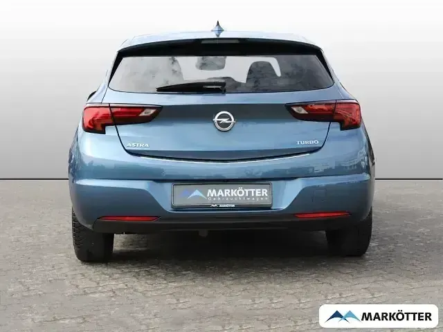 Usata Opel Astra Dynamic 125 CV (91 kW) 2017 Blu Berlina