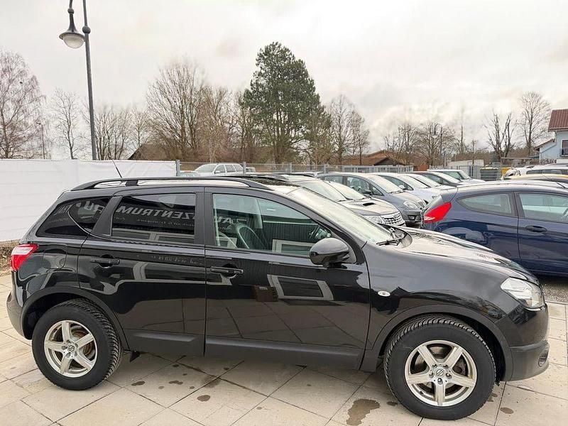 Gebraucht Nissan Qashqai 360º 141 PS (103 kW) 2013 Schwarz SUV